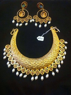 Indian Fashion Trends Jewelry Manufacturer Supplier Wholesale Exporter Importer Buyer Trader Retailer in Agra Uttar Pradesh India